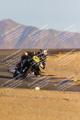 media/Dec-16-2023-CVMA (Sat) [[bb38a358a2]]/Race 13 Amateur Supersport Middleweight/